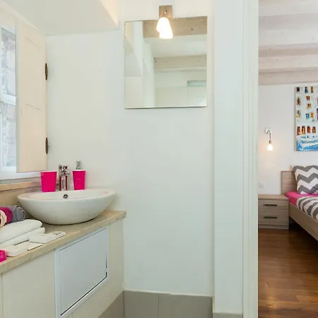 & Kerigma Apartman *