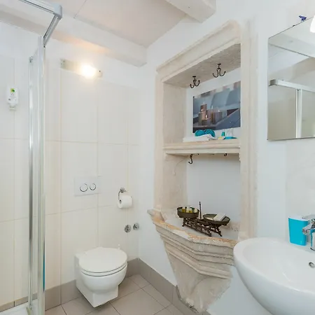 Apartman & Kerigma